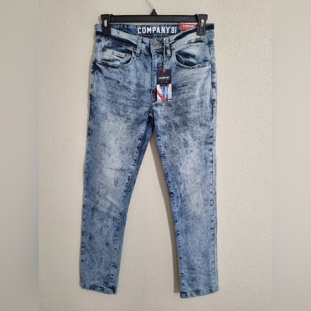 Blue Polo Shirt and Acid Wash Jeans - Picture 7 of 10